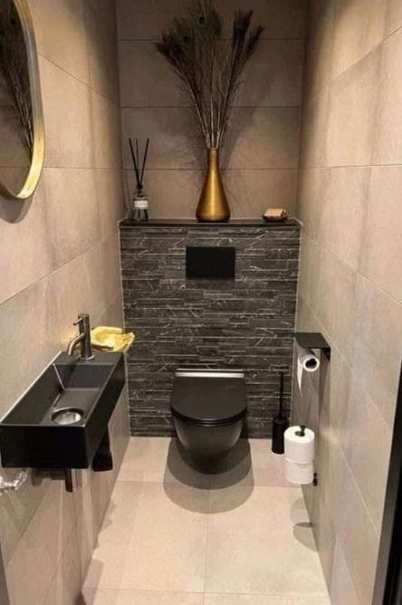 WC suspendu noir et lave-mains à Blagnac — Nino Plomberie